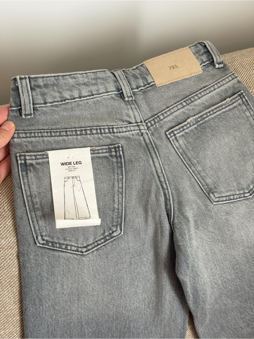Zara Wide-Leg girls jeans  in Light Gray Wash